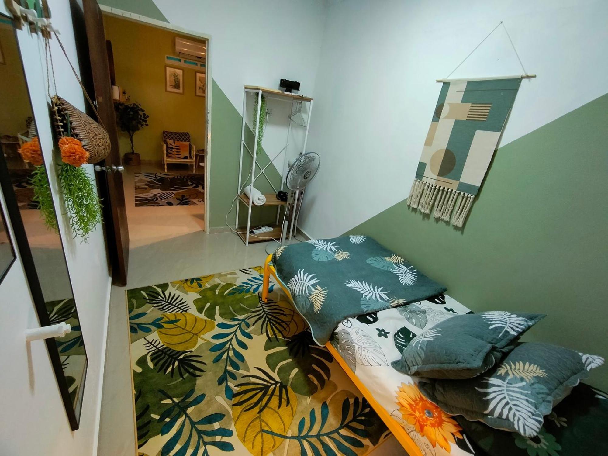 Mini Apartment *